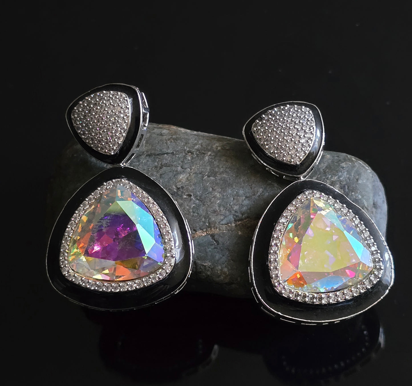 Naomi Crystal Pendant Set