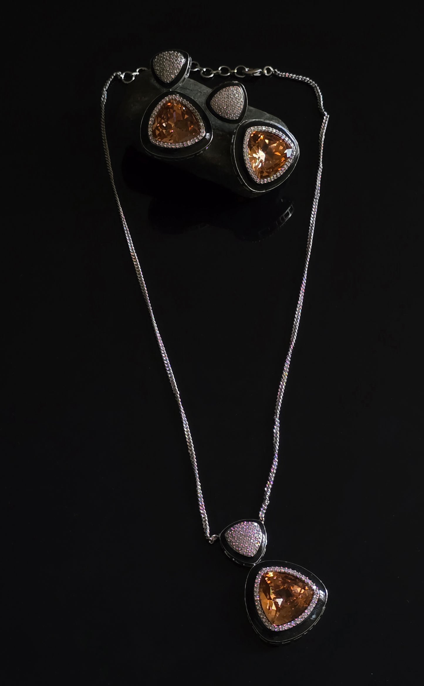Naomi Crystal Pendant Set