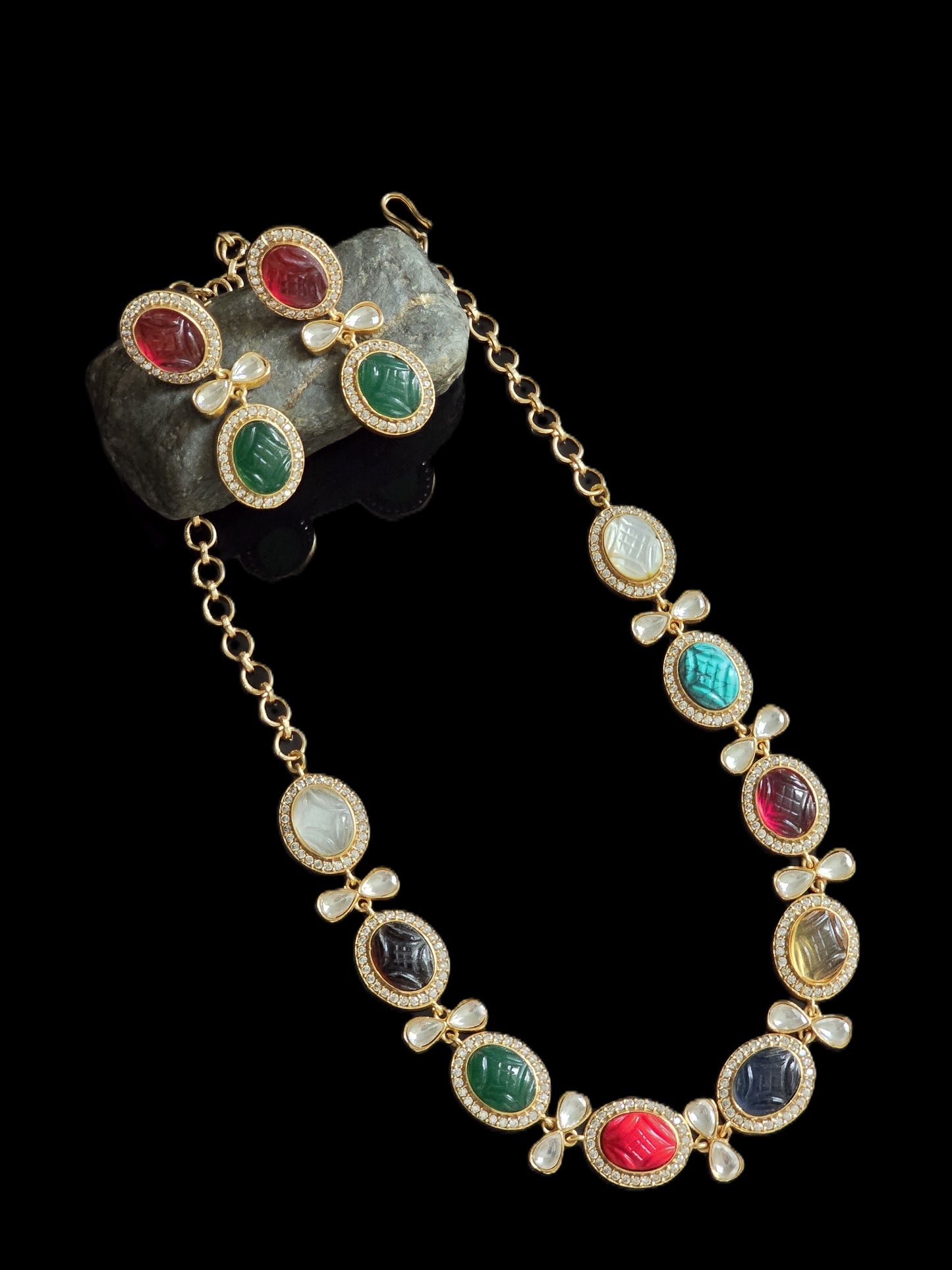 Stella Navratan Semi Precious Stones Necklace Set