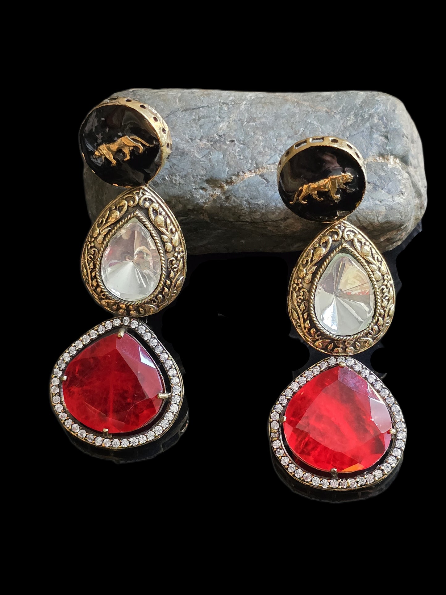 Clara Doublet Kundan Dangle Earrings