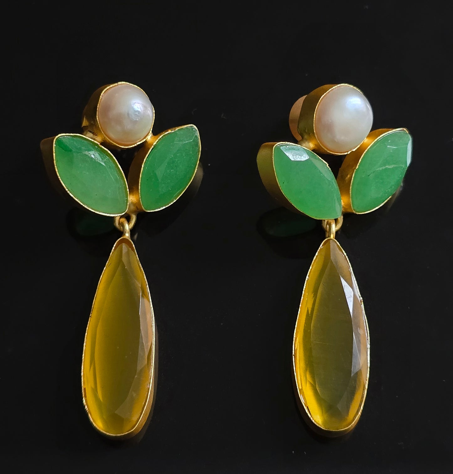 Dual Quartz Pearl Earrings