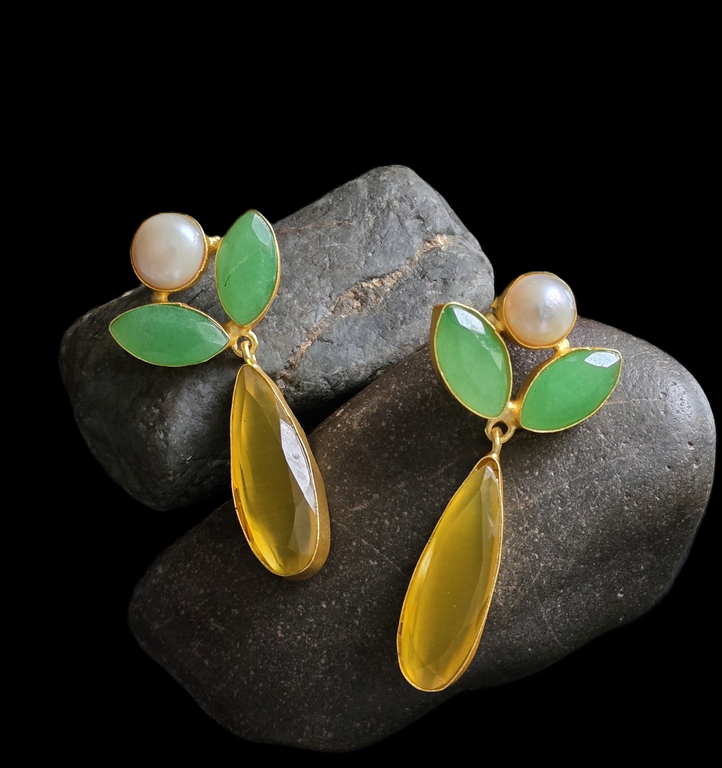 Dual Quartz Pearl Earrings