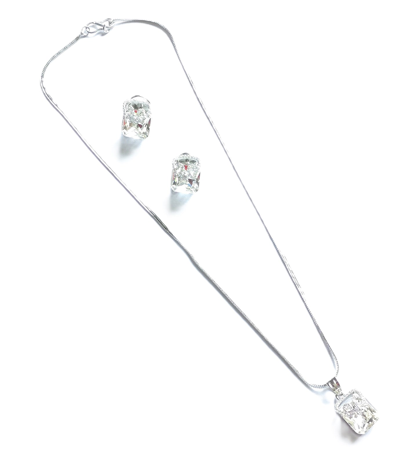 Ella Zircon Crystal Pendant Set