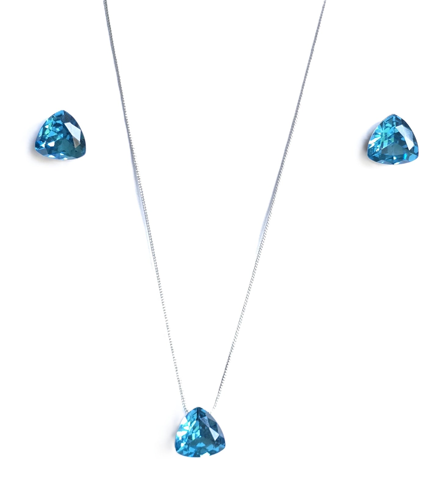 Lyra Solitaire Crystal Pendant Set