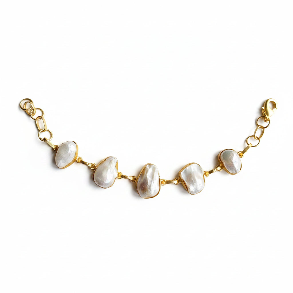 Evelyn Baroque Pearl Bracelet