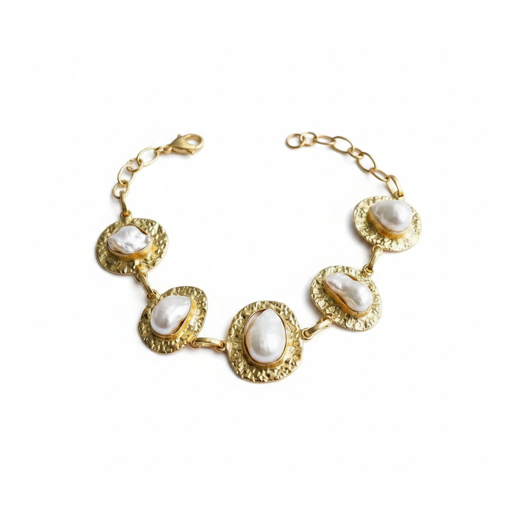 Lily Baroque Pearl Bracelet