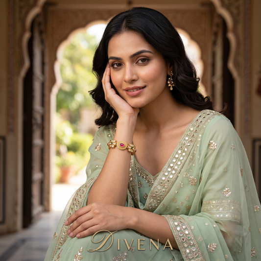 Maya Rajwadi Pachi Kundan Bracelet