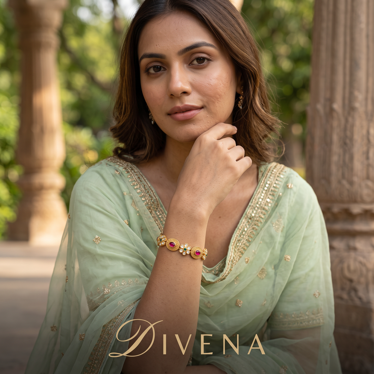 Maya Rajwadi Pachi Kundan Bracelet