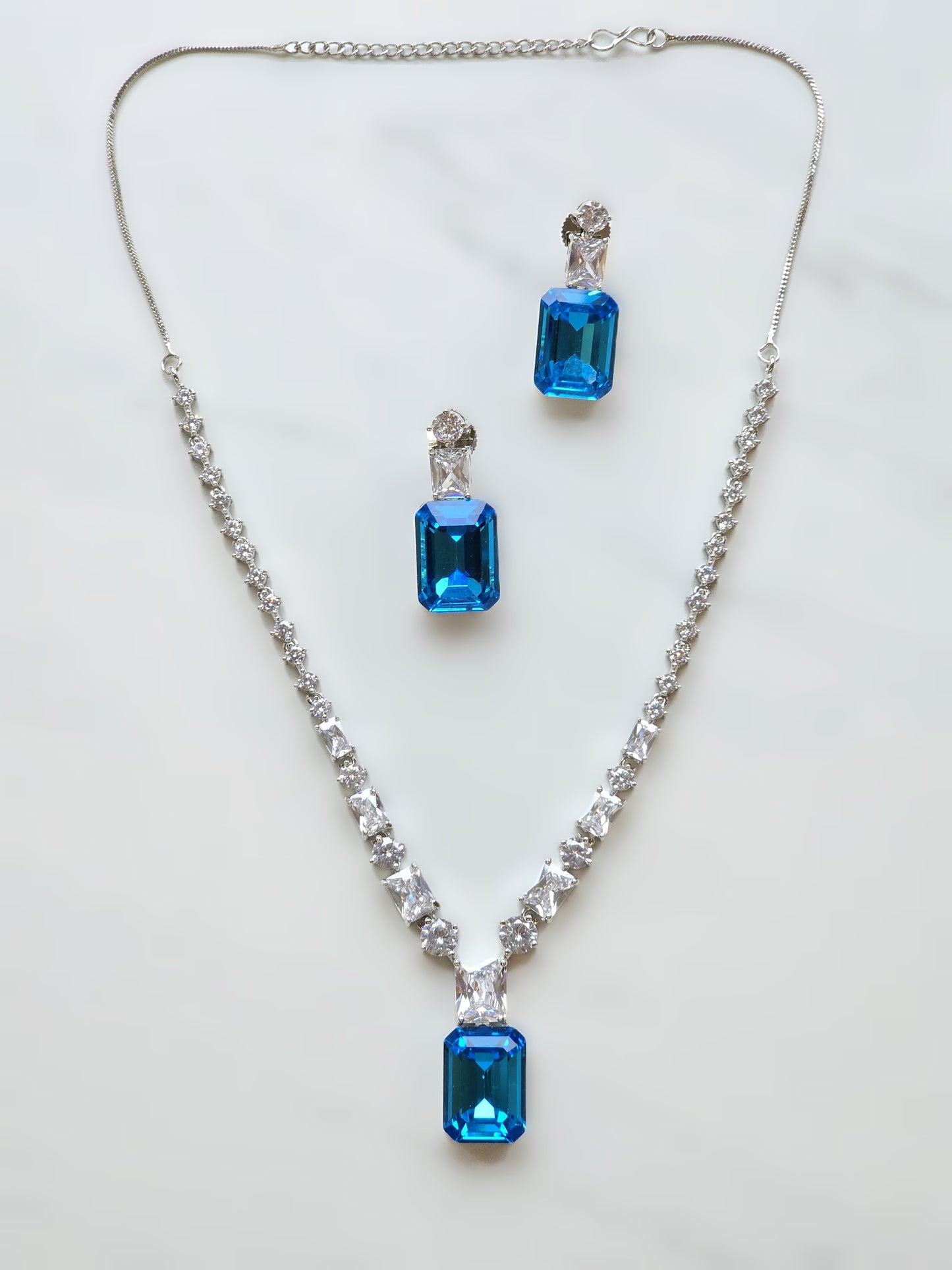 Leona Crystal & Zircon Necklace Set