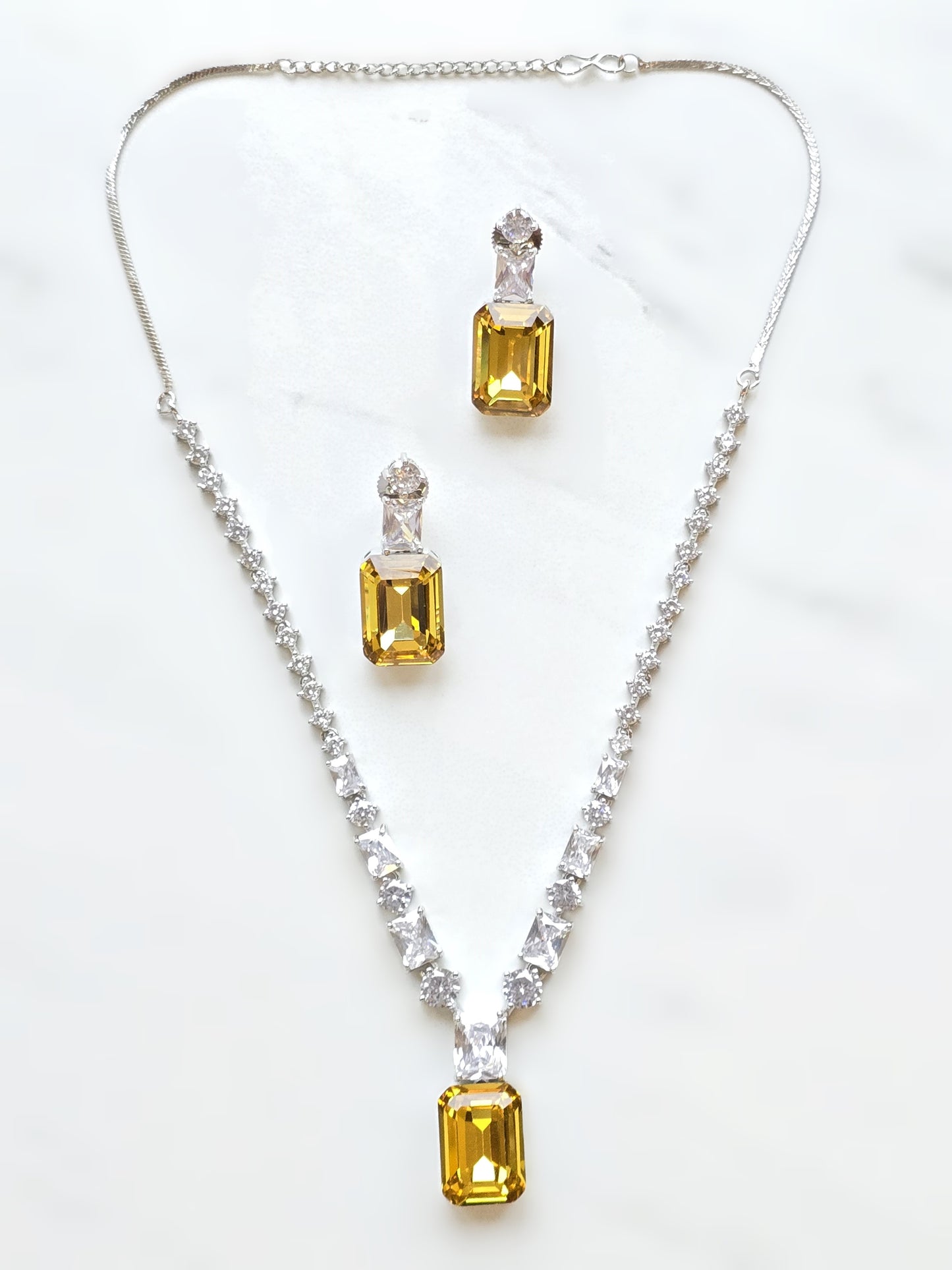 Leona Crystal & Zircon Necklace Set