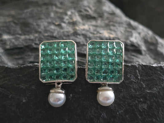 Julia Pearl Drop Studs