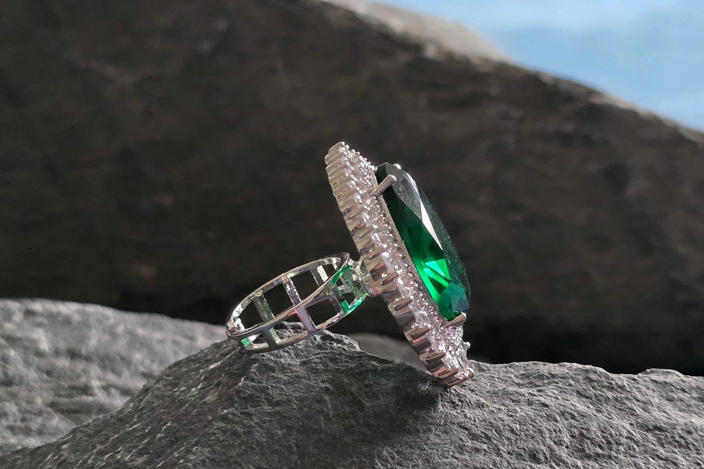 Elliana Cocktail  Crystal Adjustable Ring