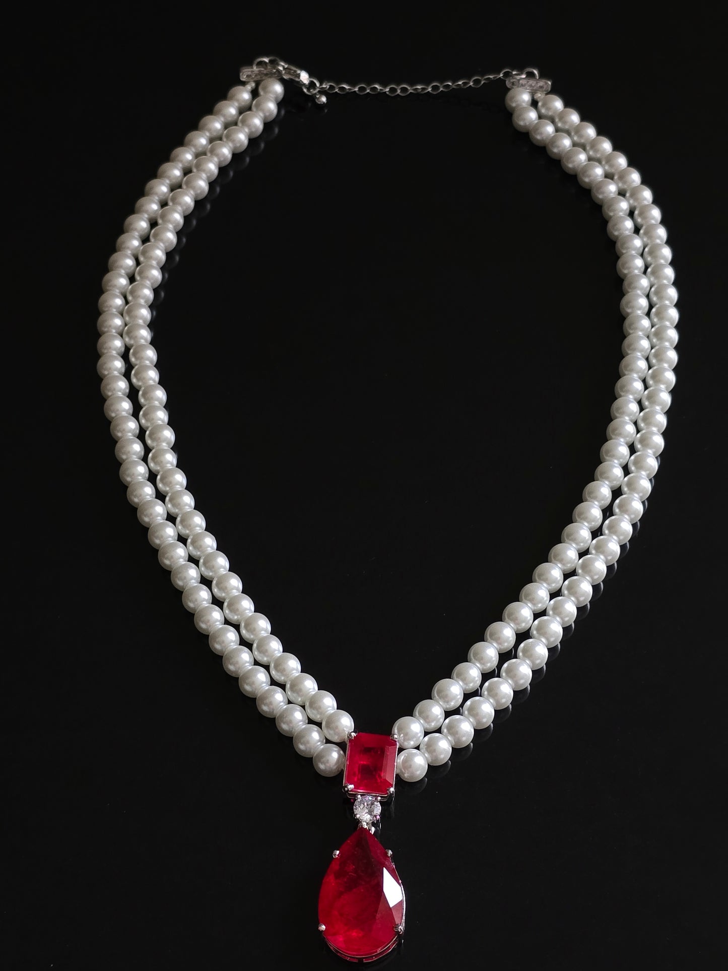 Sydney Pearl Necklace with Doublet Stone