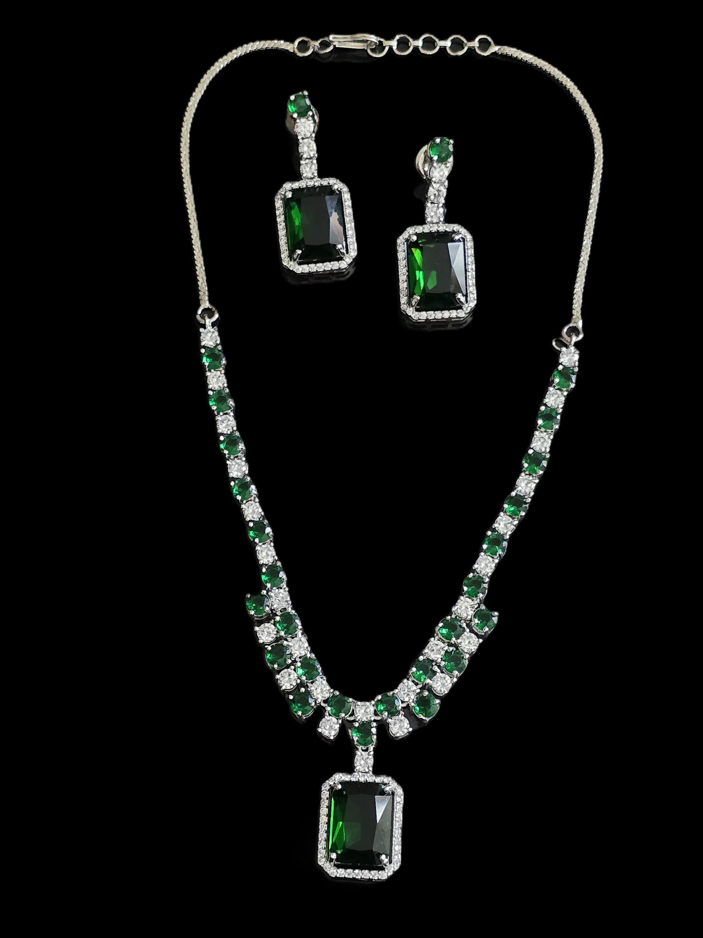 Isabel Crystal Necklace Set