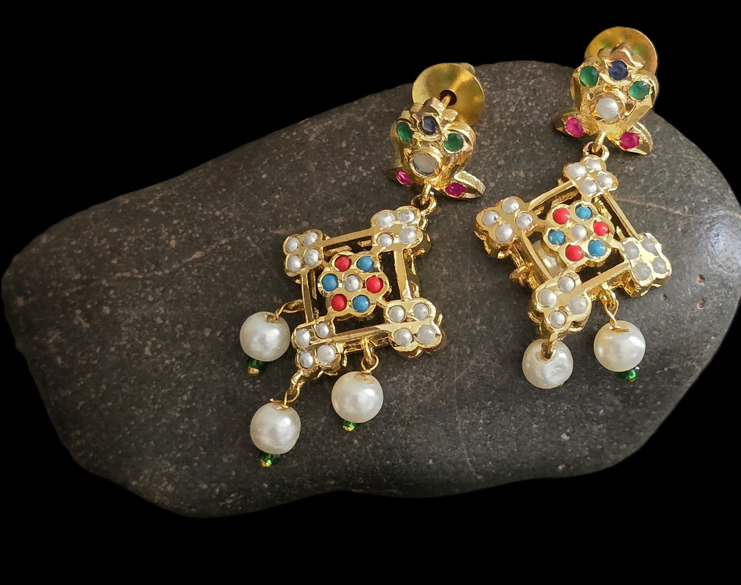 Hyderabadi Jadau Pearl Pendant Set