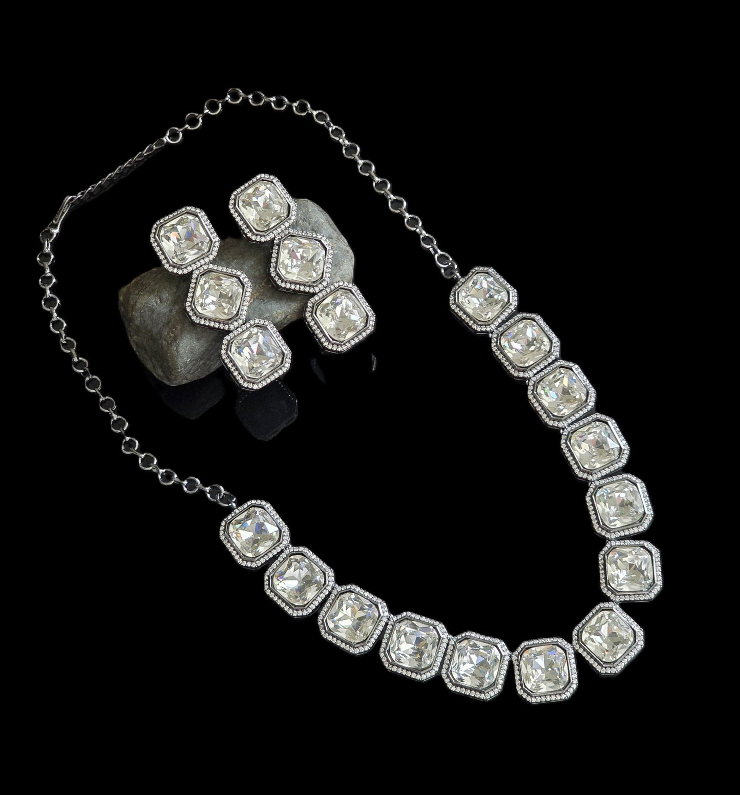 Layla Crystal Necklace Set