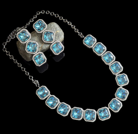 Layla Crystal Necklace Set