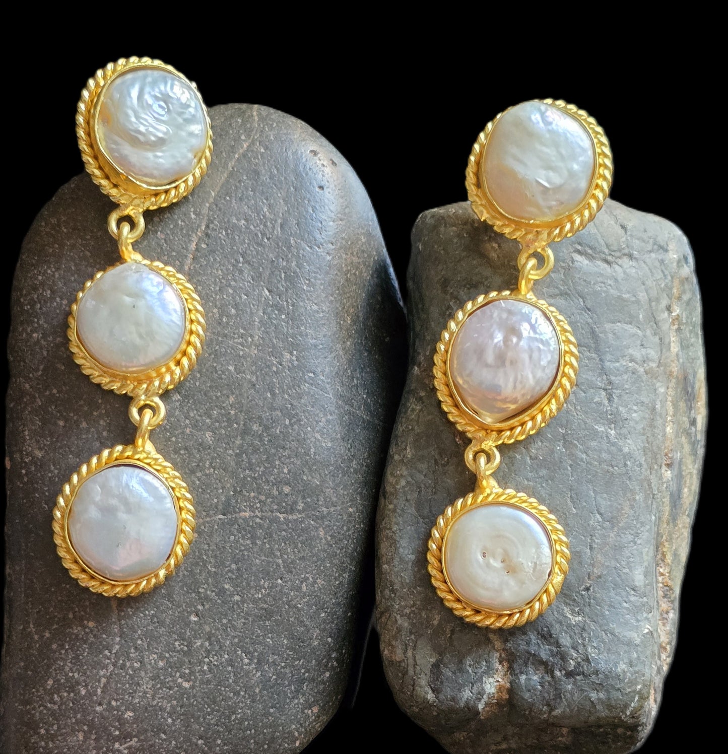 Everly Baroque Pearl Dangle Earrings