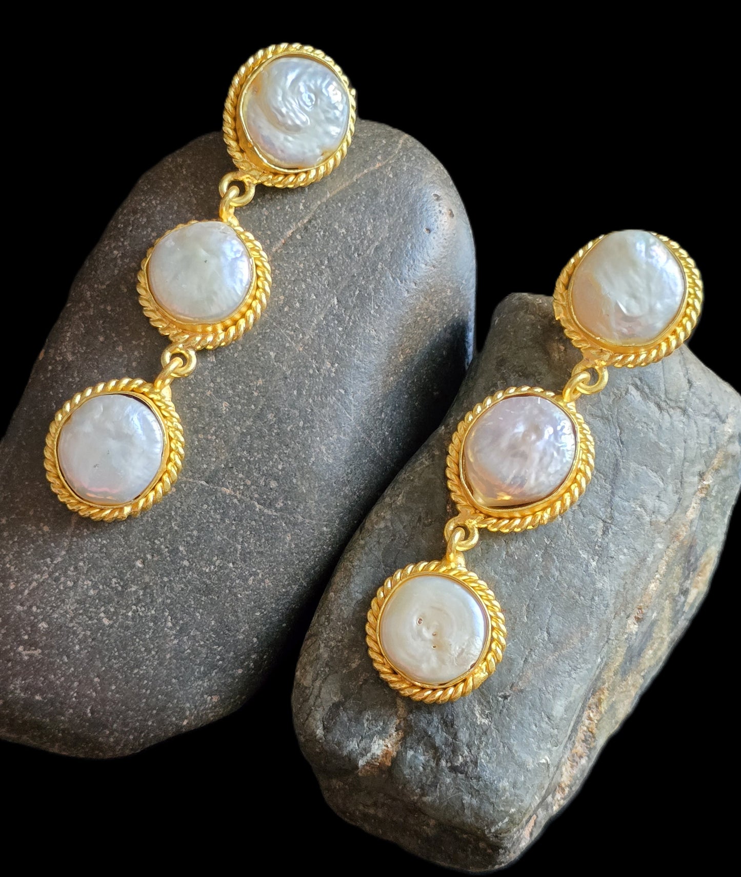 Everly Baroque Pearl Dangle Earrings