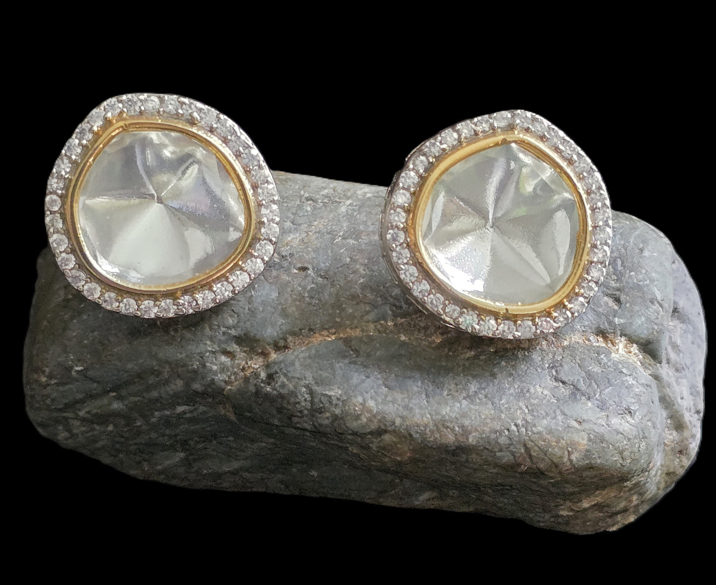 Lee Kundan Studs