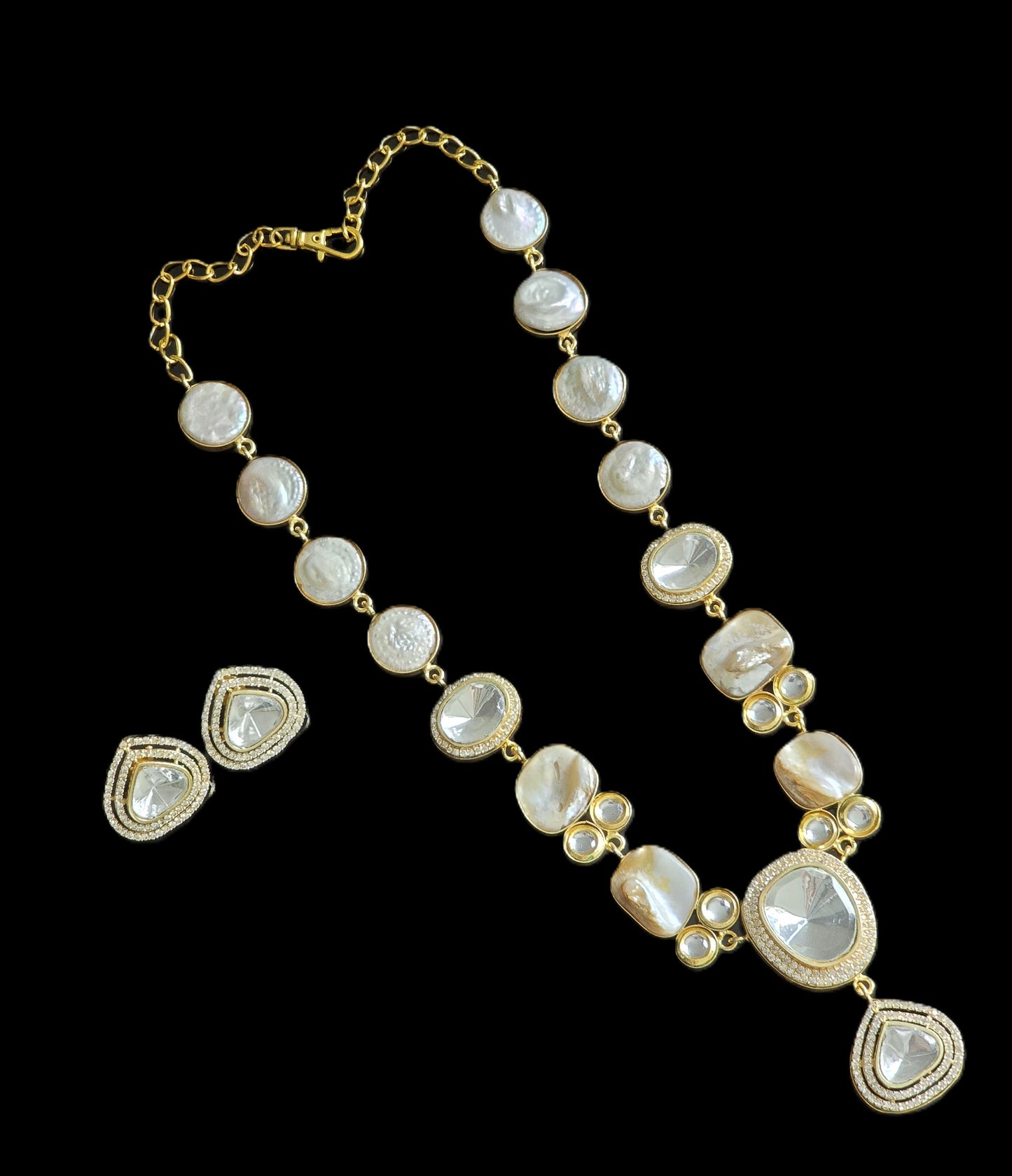 Megan Baroque Pearl Necklace Set