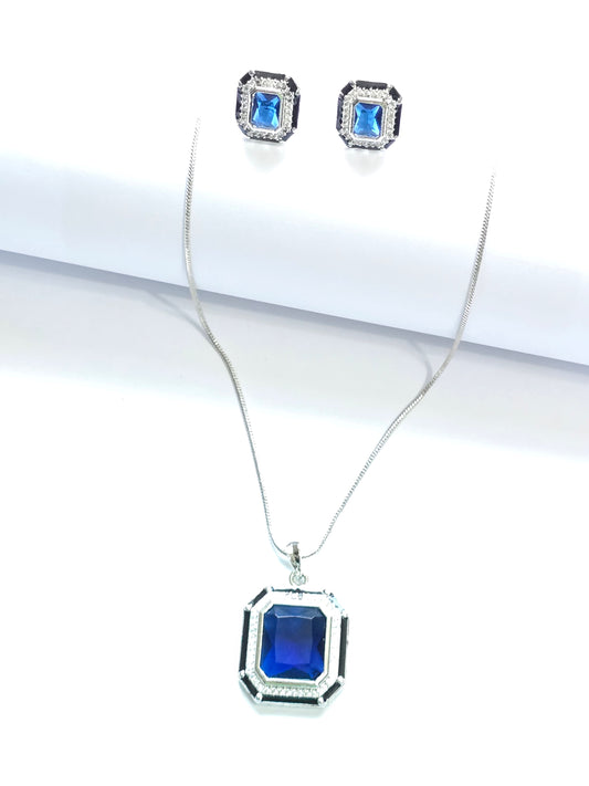 Scarlett Crystal Pendant Set