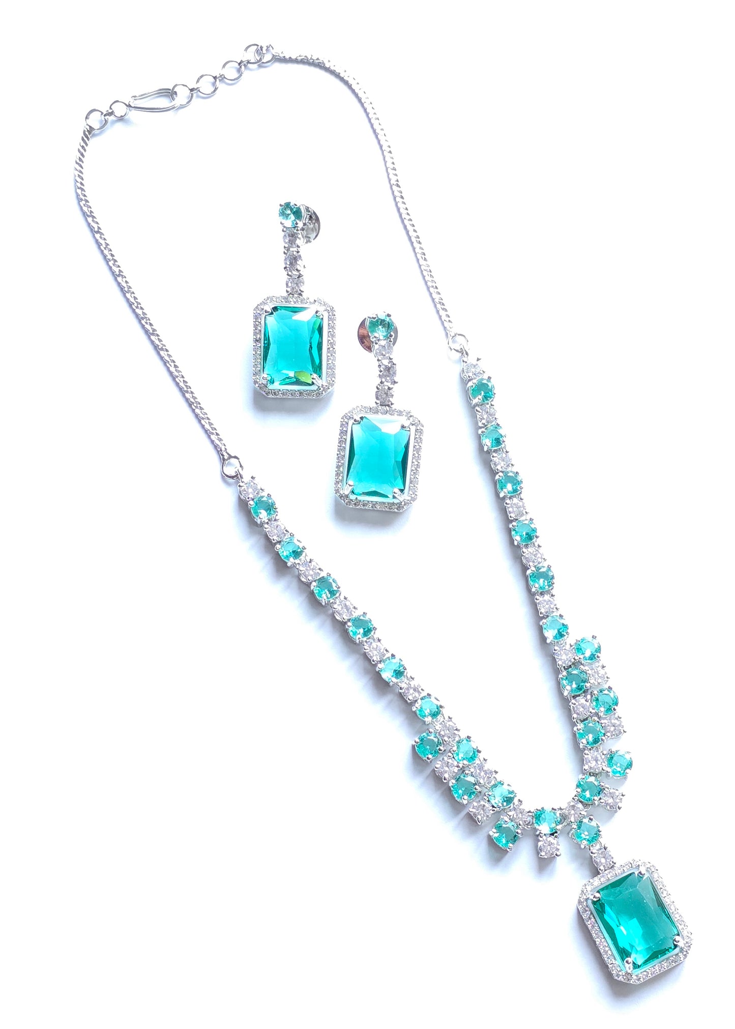 Isabel Crystal Necklace Set