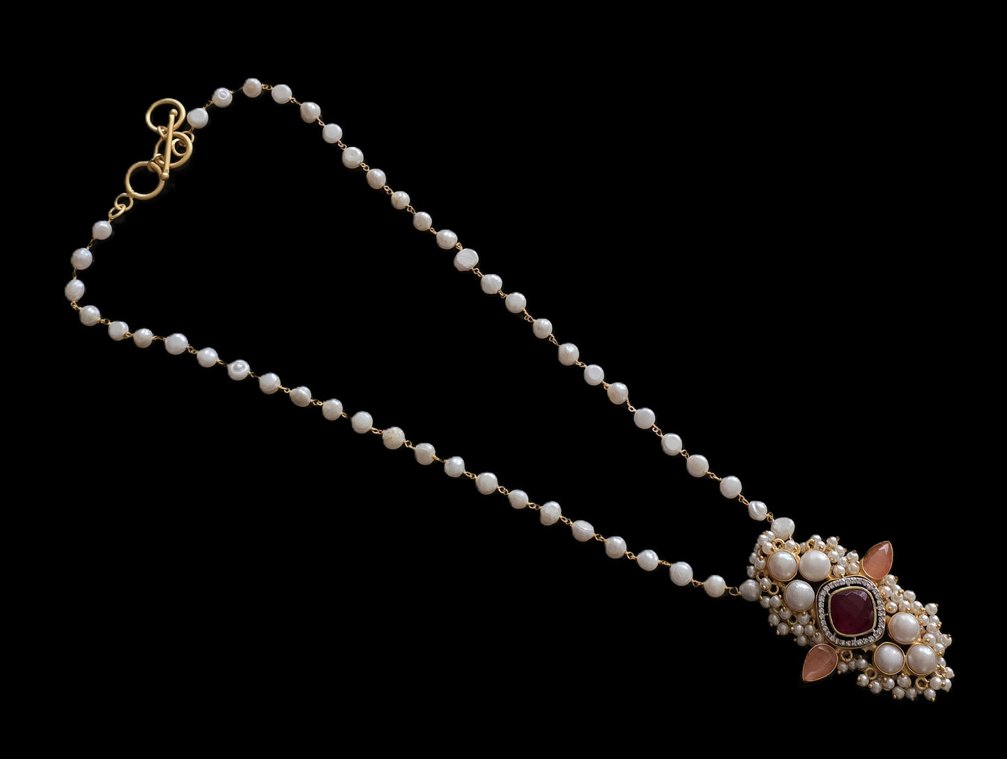 Robyn Pearl Pendant Set