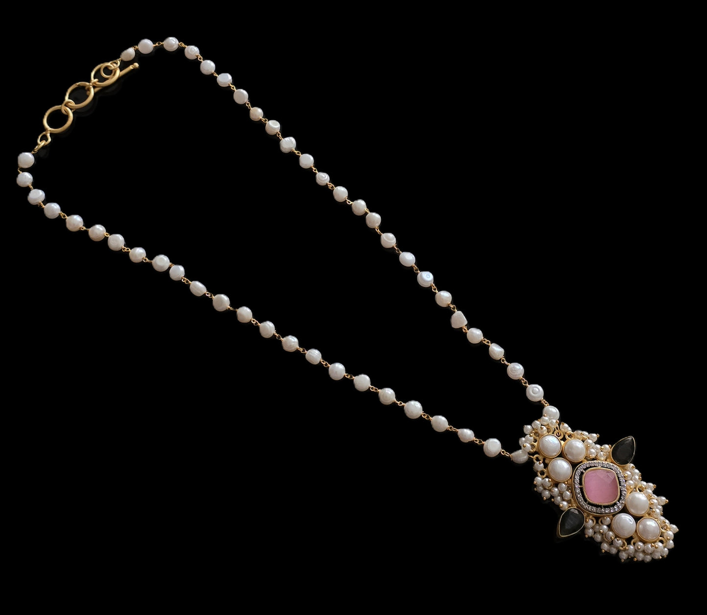 Robyn Pearl Pendant Set