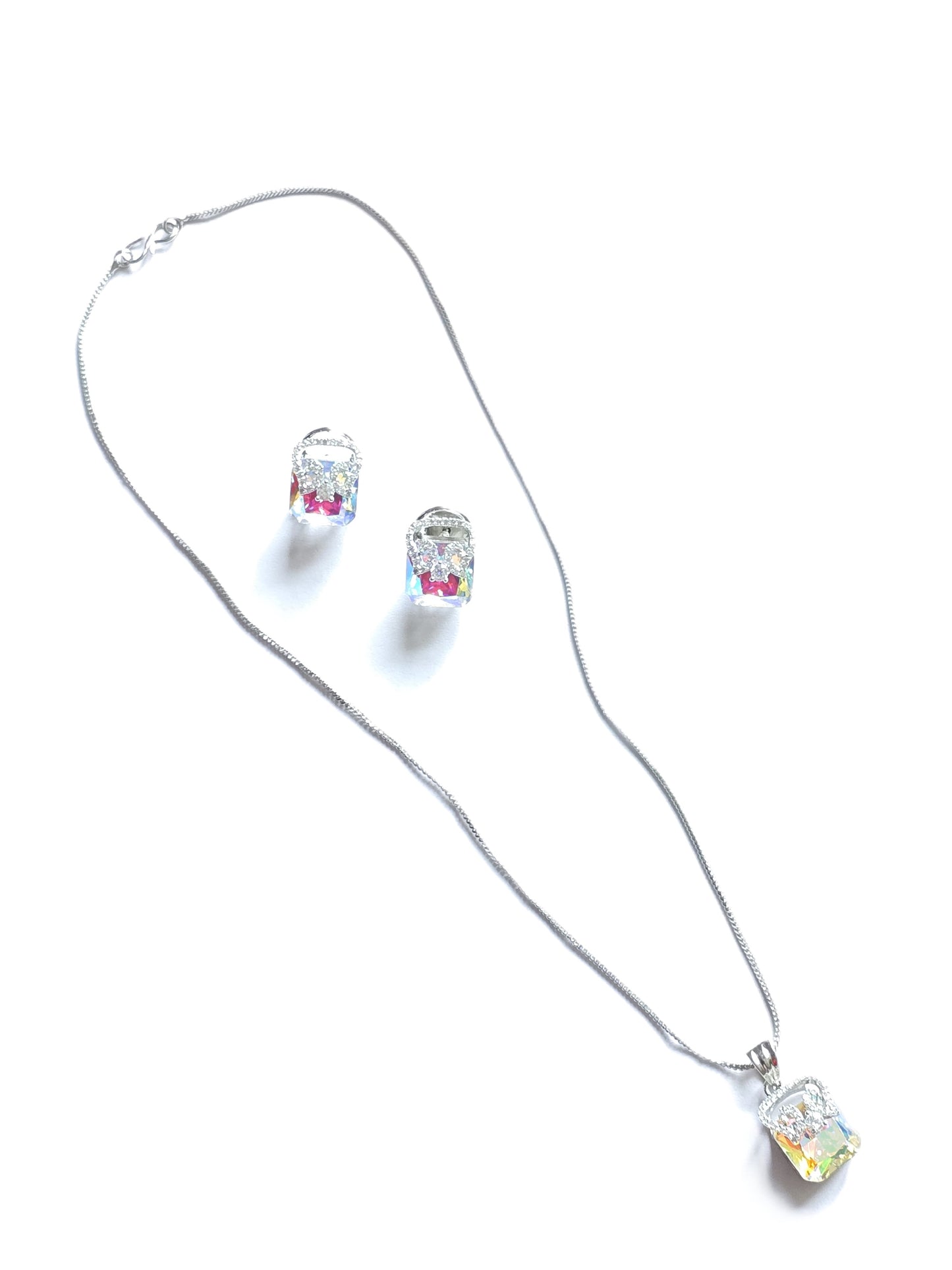 Ella Zircon Crystal Pendant Set