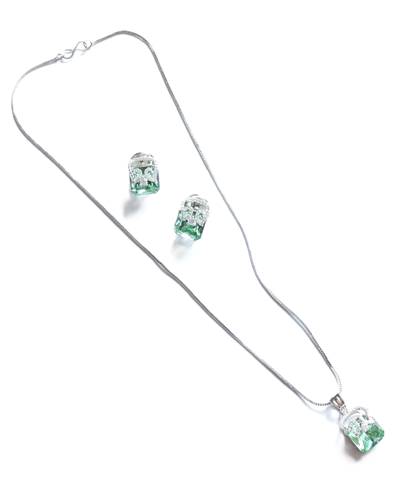 Ella Zircon Crystal Pendant Set
