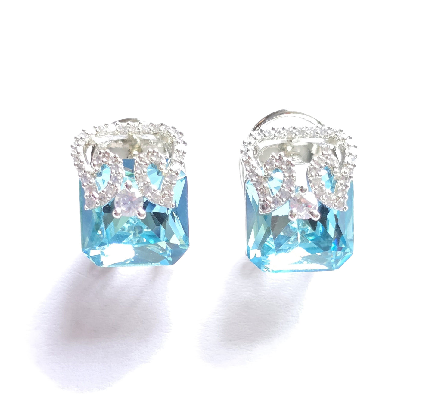 Ella Zircon Crystal Pendant Set