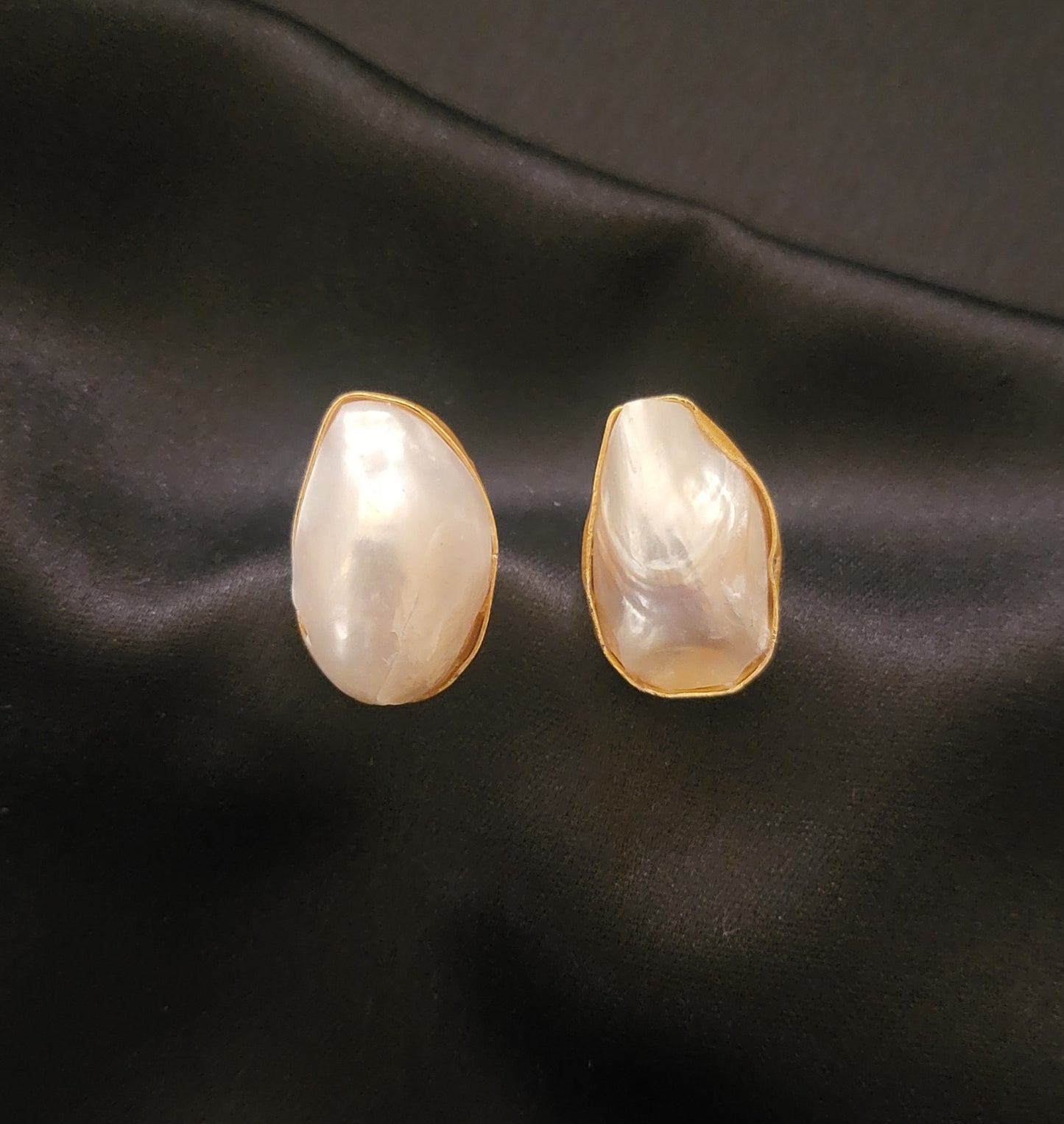 Baroque Natural Pearl Stud