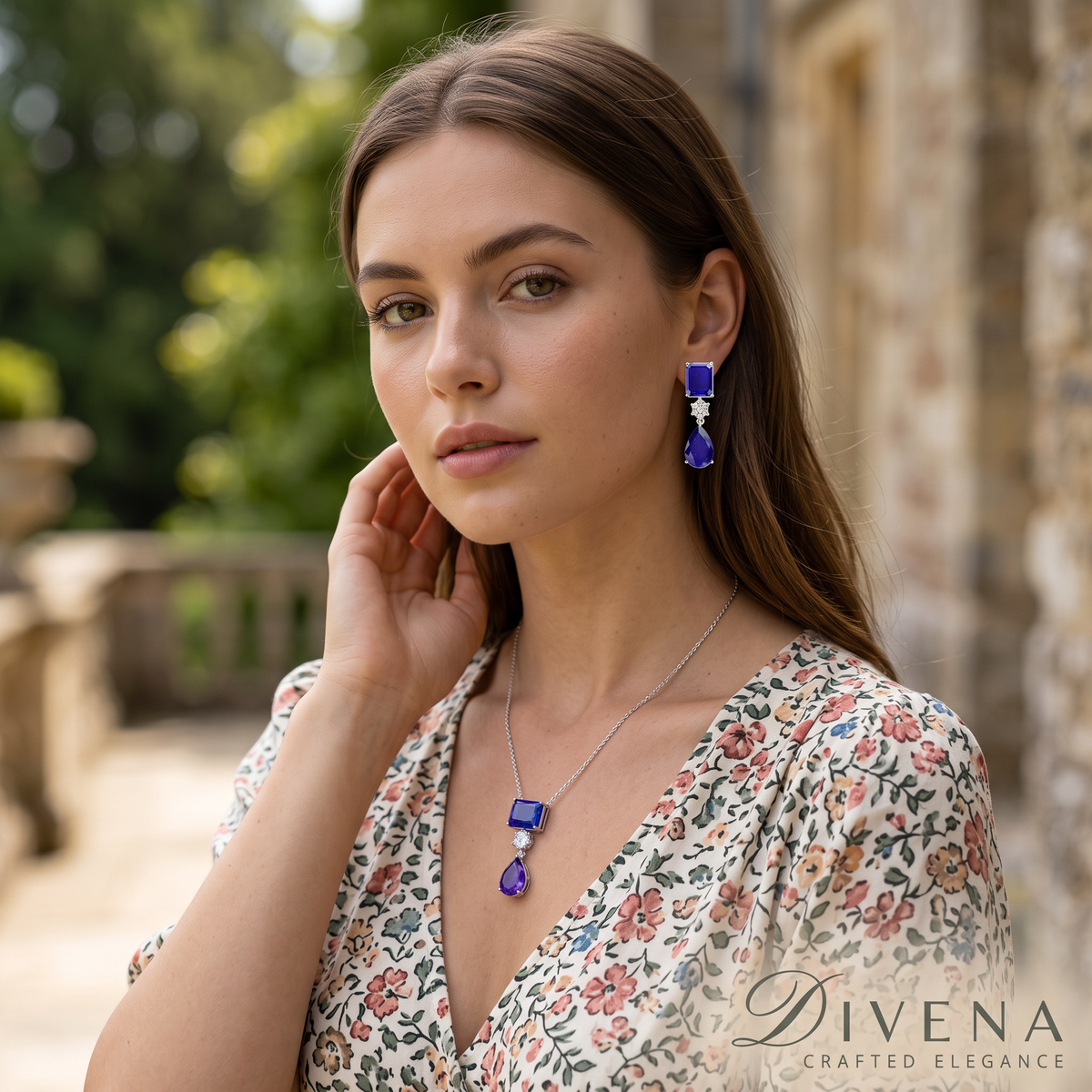 Ava Doublet Stone Pendant
