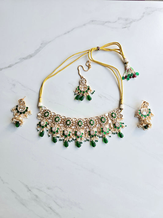 Camila Exquisite Polki Necklace Set With Maang Tikka