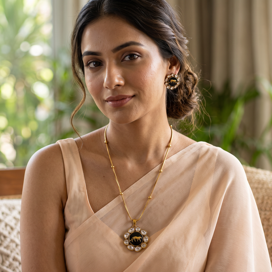 Naomi Polki Pendant Set