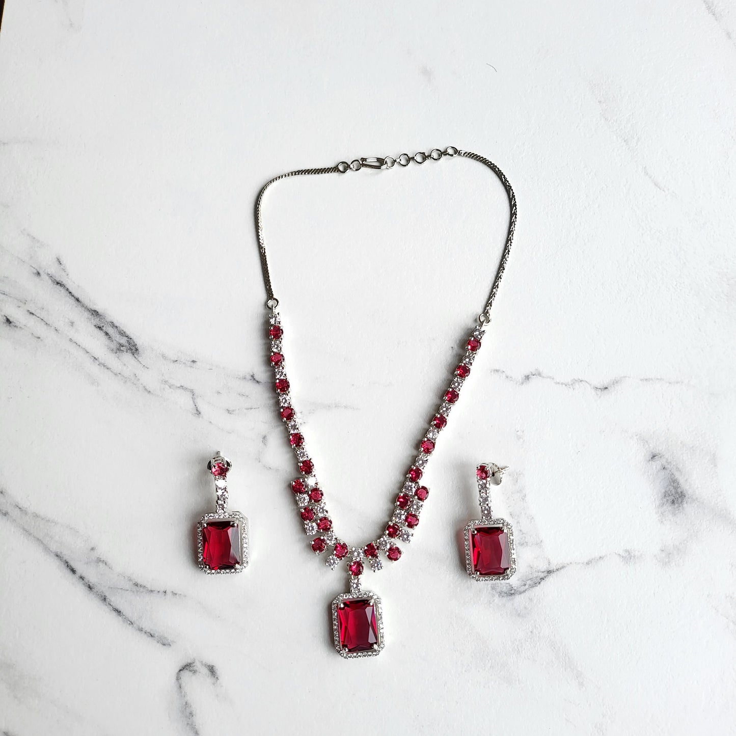 Poppy Crystal Necklace Set