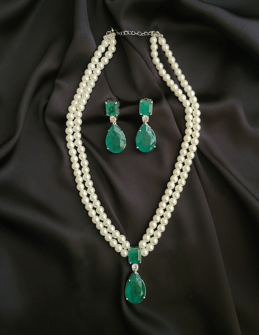 Sydney Pearl Necklace with Doublet Stone