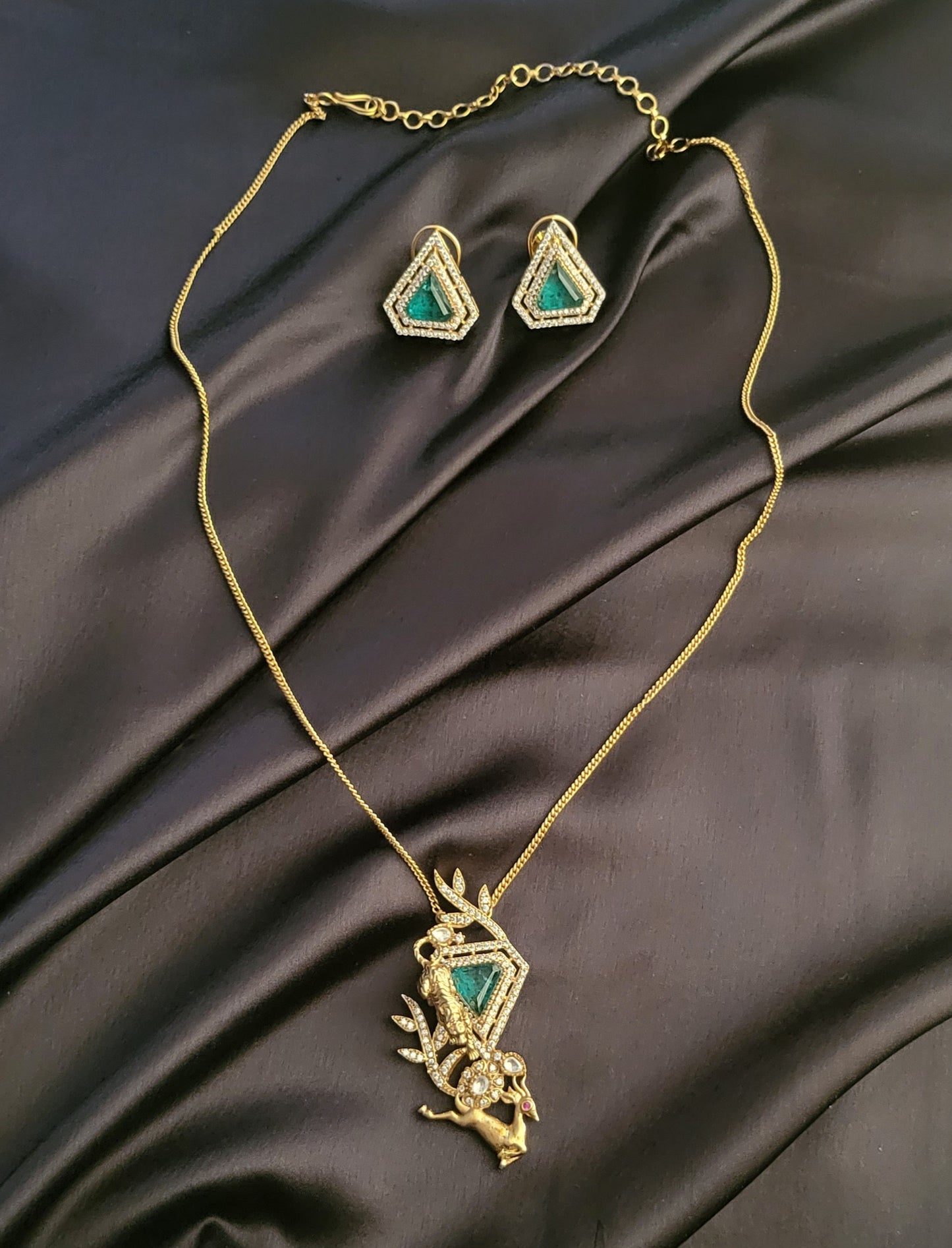 Doublet Pendant Set