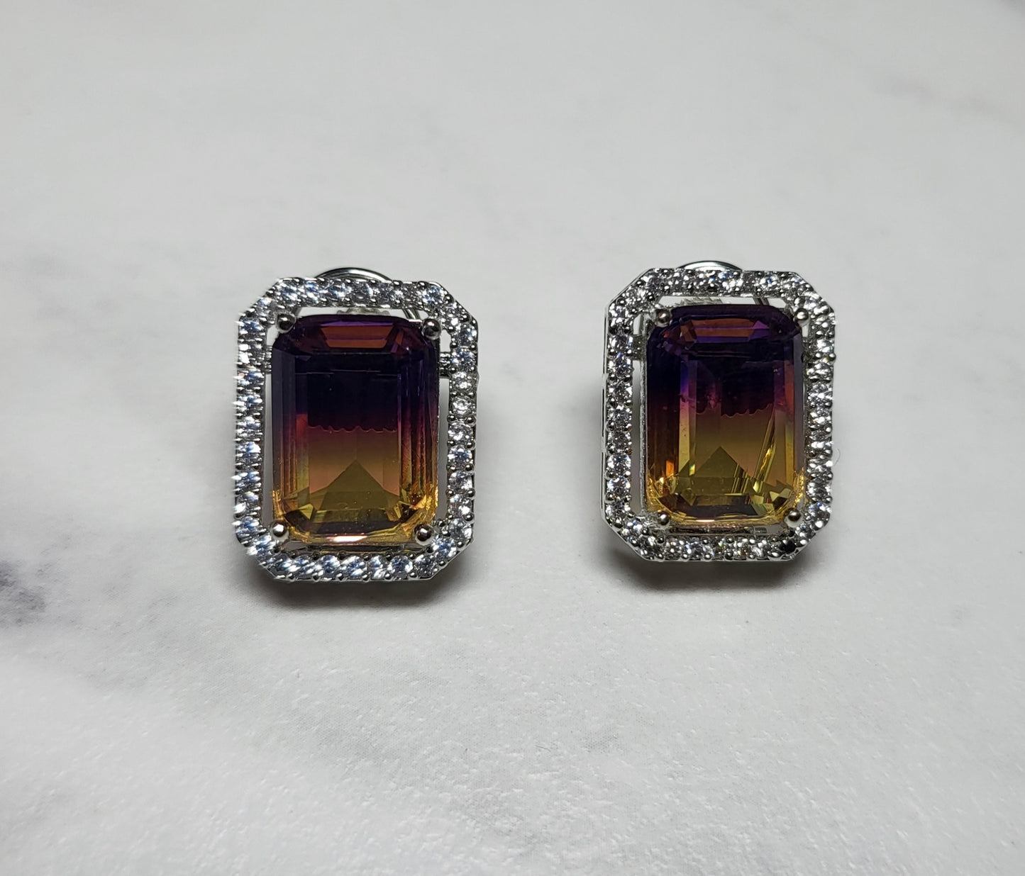 Dual Shade Crystal Studs