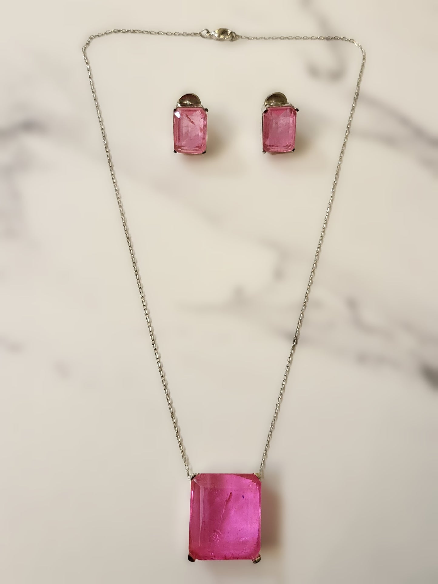 Pippa Doublet Stone Pendant Set