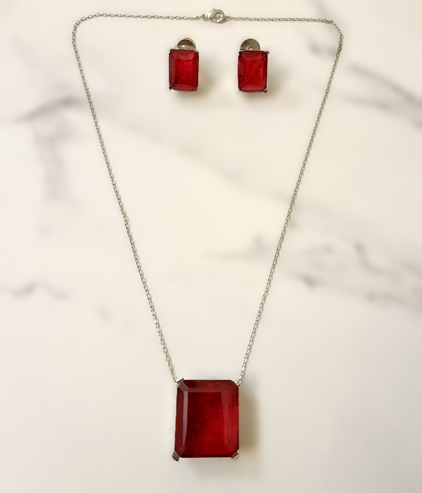 Pippa Doublet Stone Pendant Set