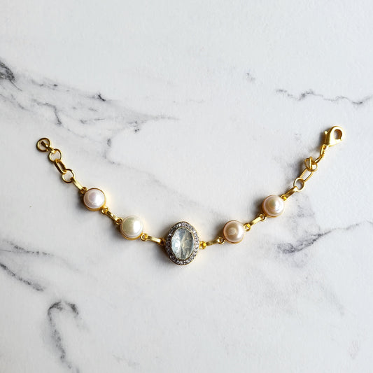 Ella Pearl Bracelet