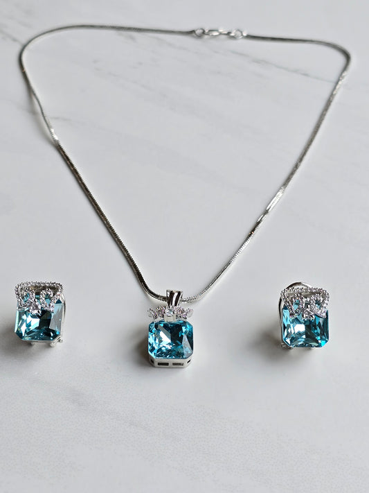 Ella Zircon Crystal Pendant Set