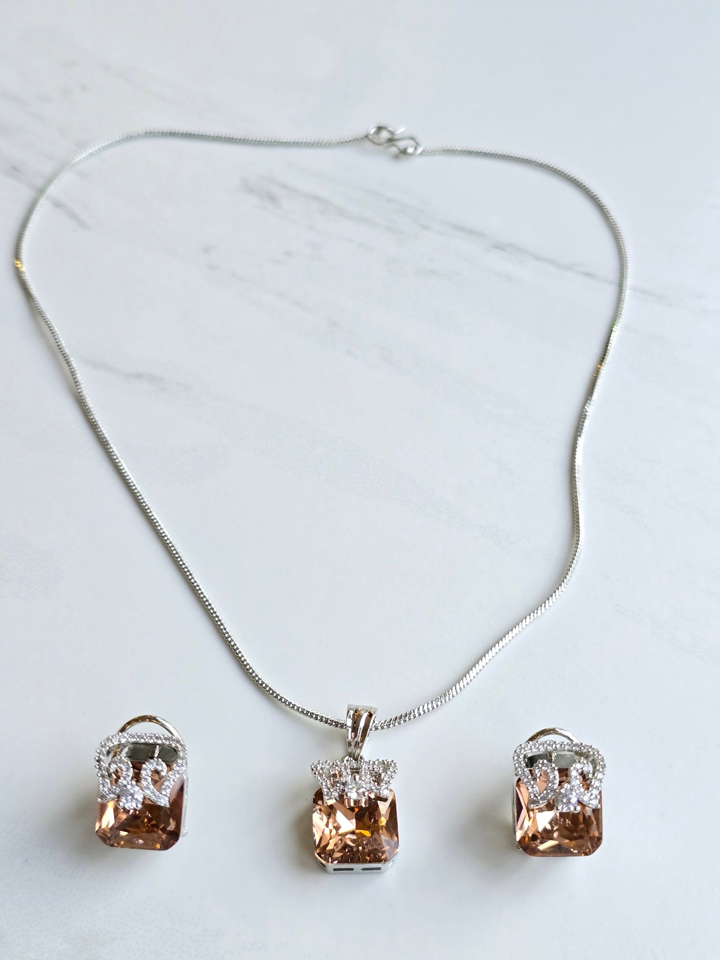 Ella Zircon Crystal Pendant Set