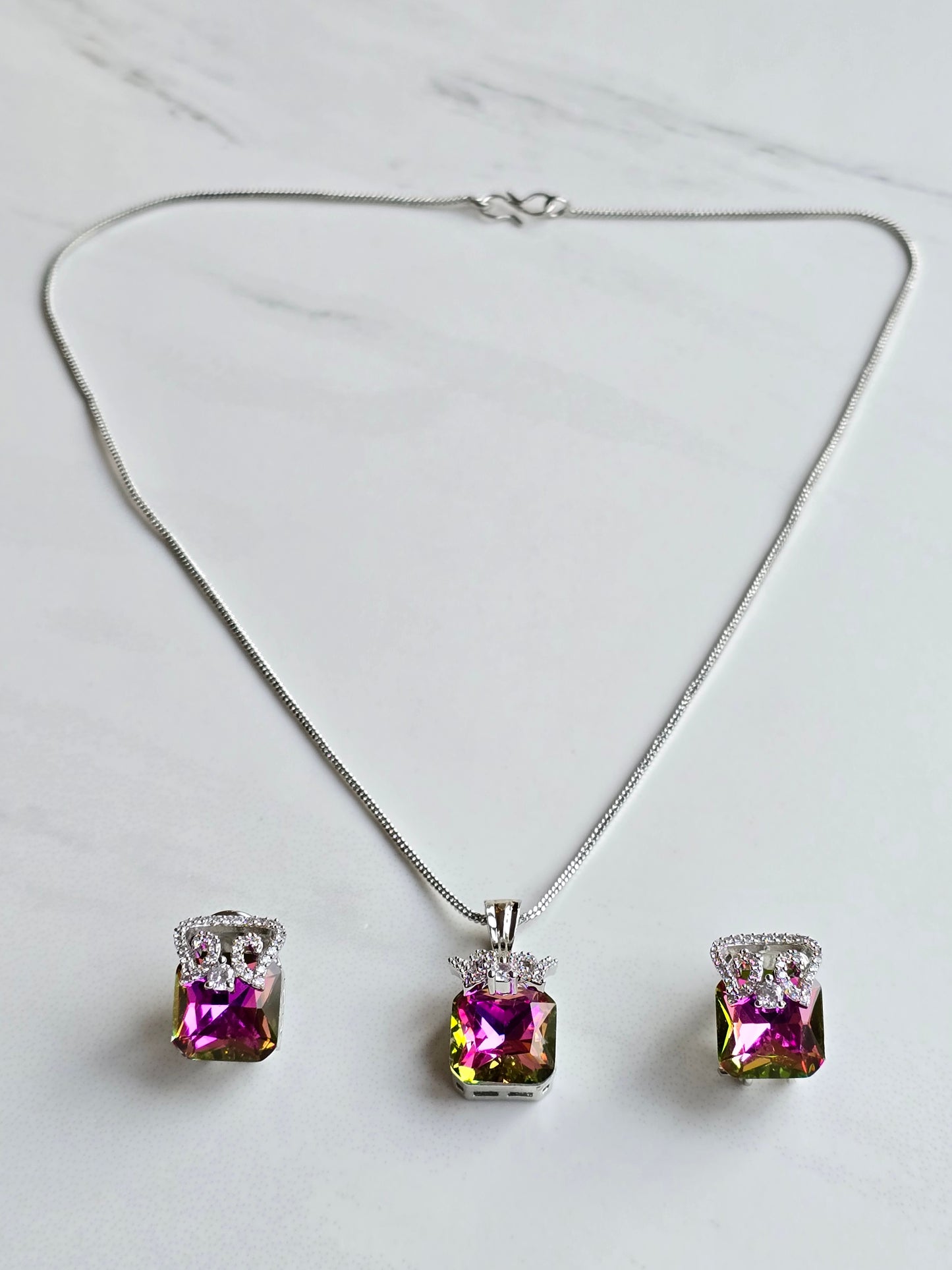 Ella Zircon Crystal Pendant Set