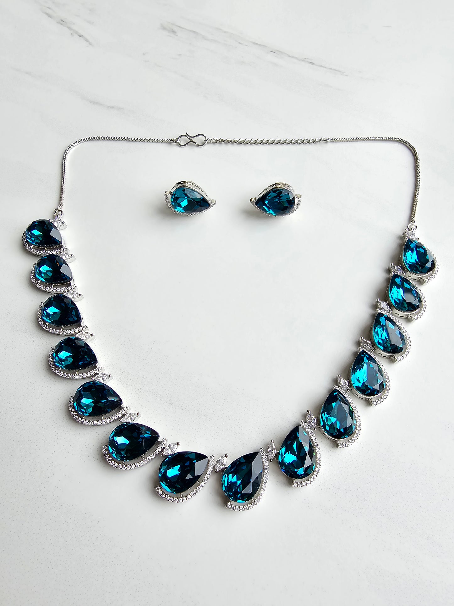 Frankie Crystal Necklace Set