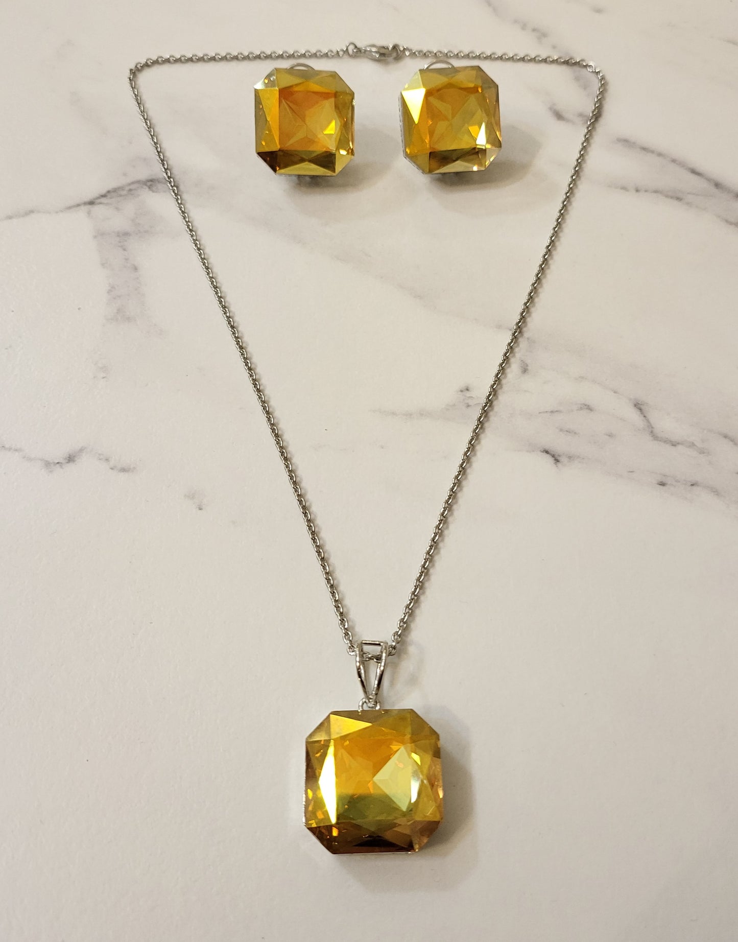 Rosalind Giant Crystal Pendant Set