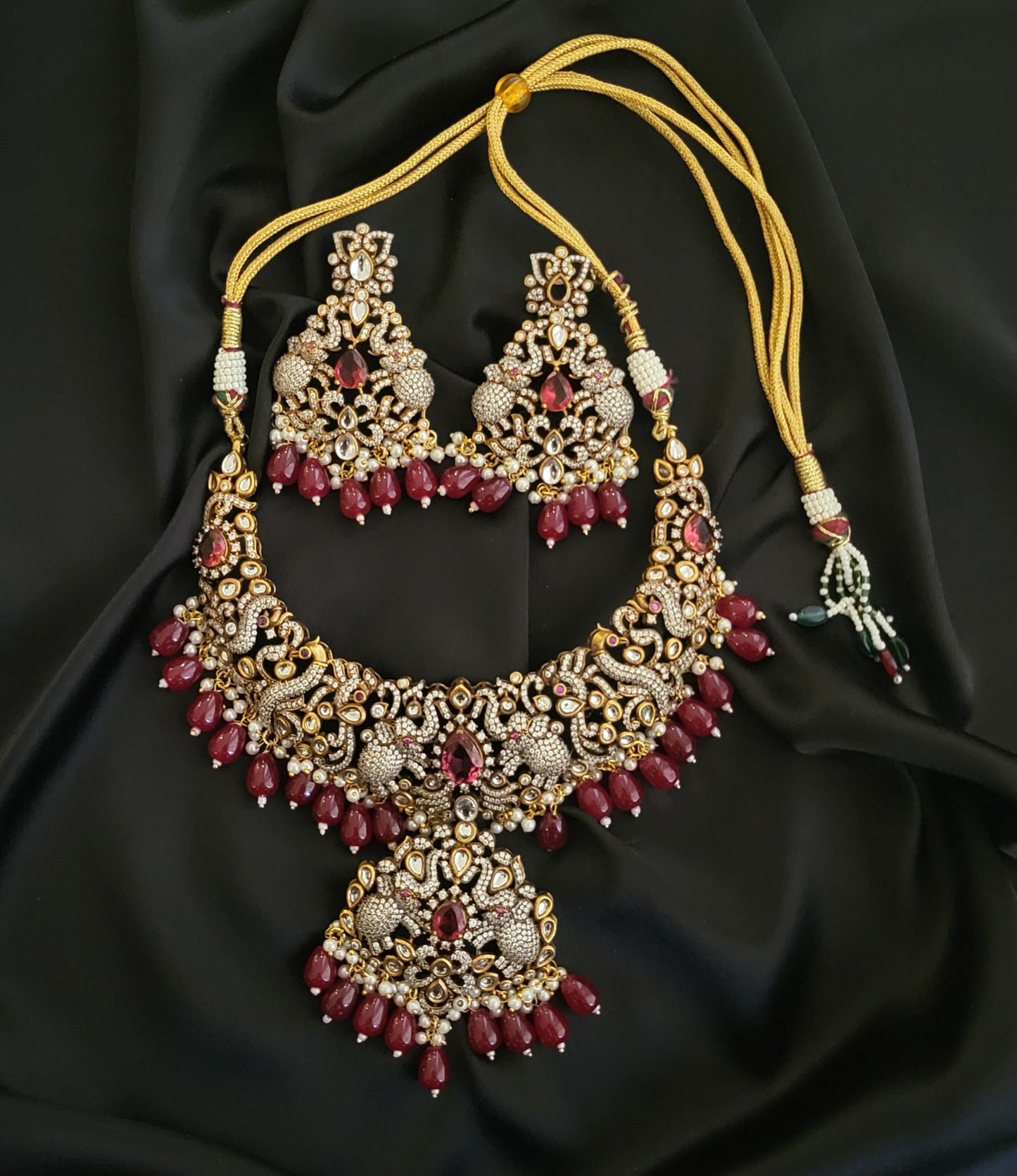 Aaliyah Grand Victorian Necklace Set