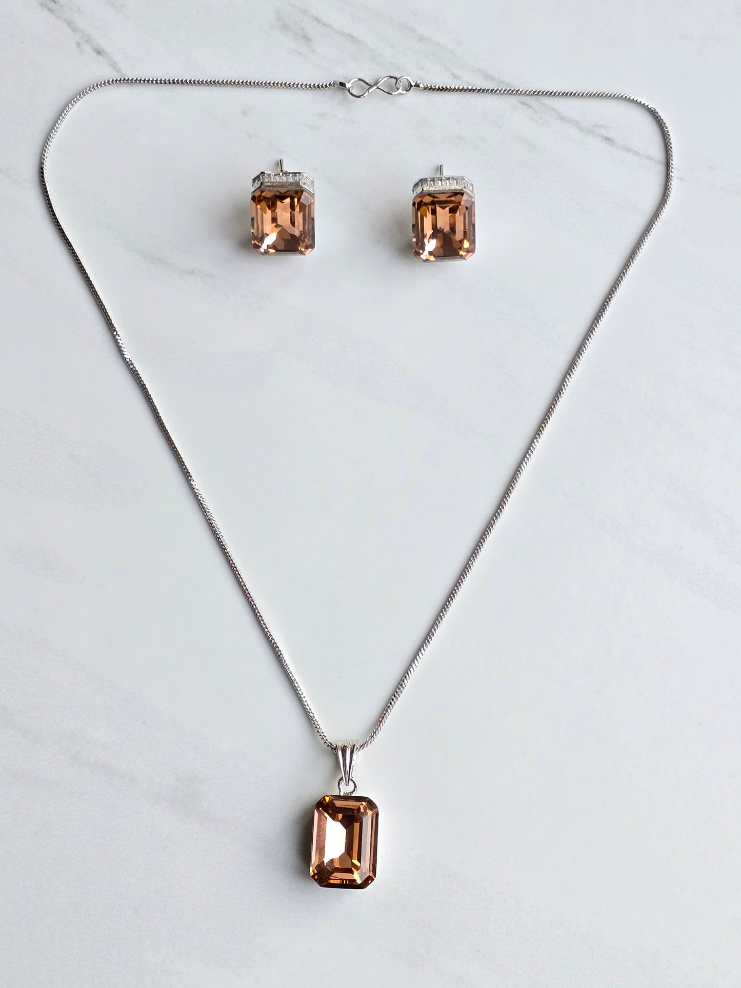 Kylie Crystal Chain Pendant Set